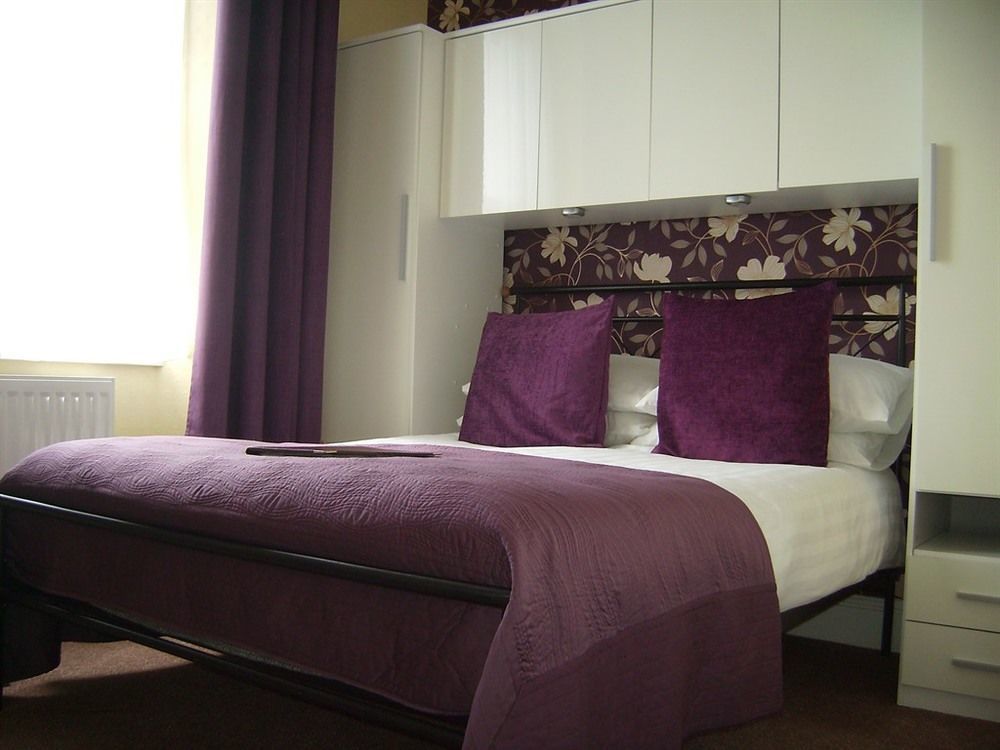 Langdon Villa Guest House Tenby Kültér fotó